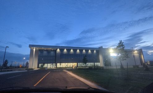 Amazon sort center YHM5