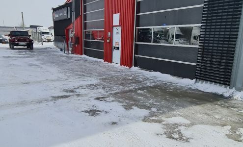 Centre Du Camion Mabo Inc 559-B Boul Témiscamingue, Rouyn-Noranda Quebec J9X 7C8