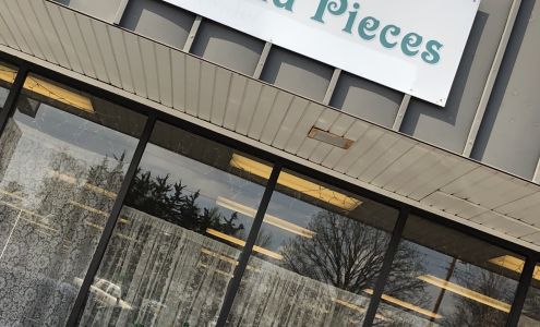 Little Bits and Pieces Antique Mall