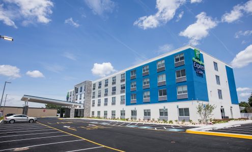 Holiday Inn Express & Suites Rehoboth Beach by IHG