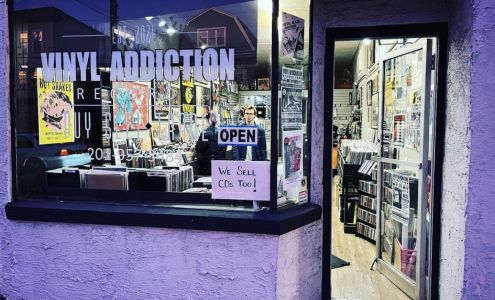 Vinyl Addiction Records 7 Ridge Rd, North Arlington New Jersey 07031