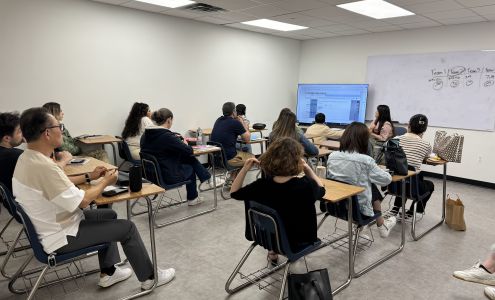 Discovery Learning Center | ESL Programs in Language School Fort Lee