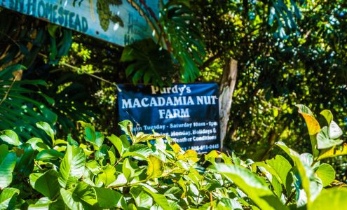 Purdy's Natural Macadamia Nut Farm Ho'olehua