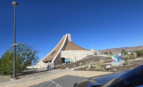 Pyramid Lake Museum and Visitors Center Nixon