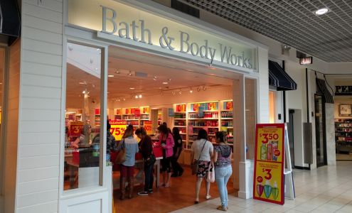 Bath & Body Works North Riverside