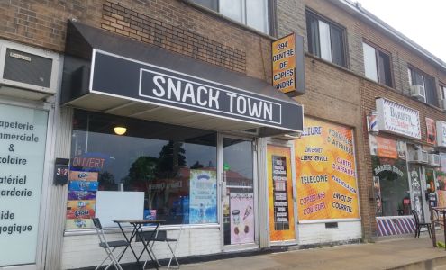 Snacktown: Exotic Sodas & Munchies (Laval)