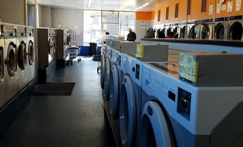 Holiday Coin Laundry