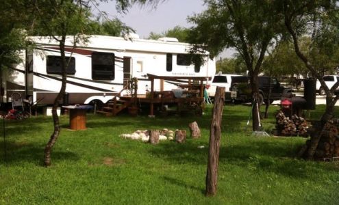The Last Resort RV Park Kenedy
