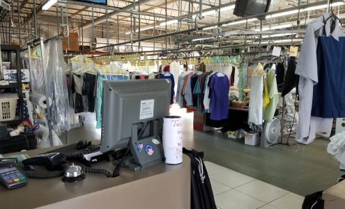 Dunnellon Cleaners & Formal 11884 N Williams St # A, Dunnellon Florida 34432