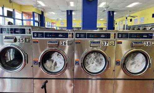 Mona Lisa Coin Laundry