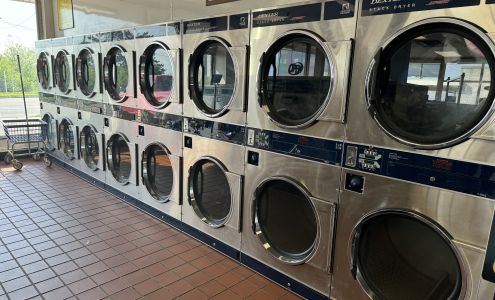 Fox Cleaners and Laundromat