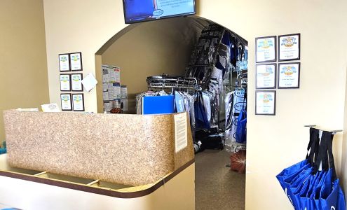 In The Bag Cleaners: 21st & Maize Suite 101-B