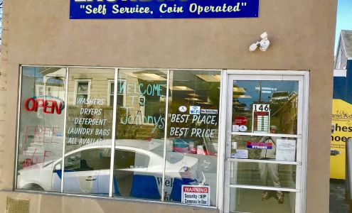 Johnnys Laundromat