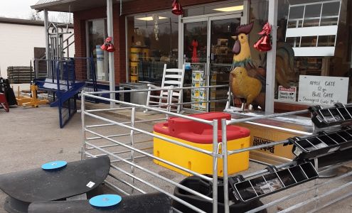 Crooked Stick Feeds Warren County McMinnville