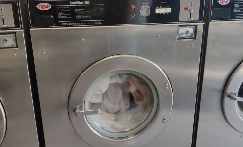 Adriana's Laundromat