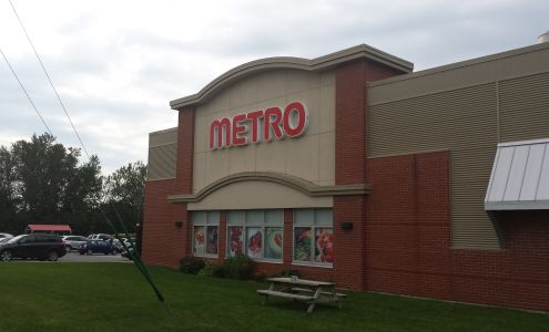 Metro St-Marc-des-Carrières