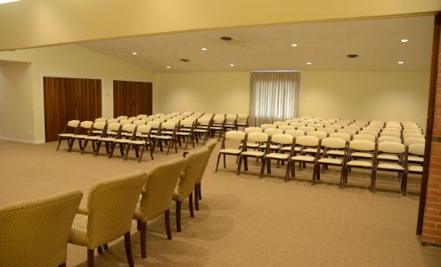 Oaks-Hines Funeral Home Canton