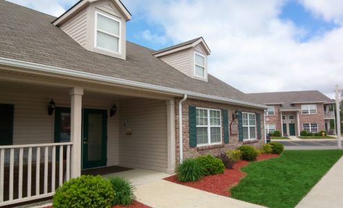 Canterbury House Apartments - Warsaw