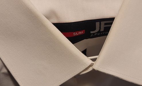 J&S Drycleaning & Laundry