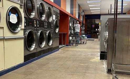 Wash & Dri Laundromat