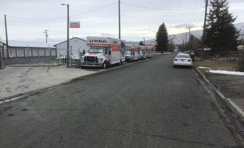 U-Haul Neighborhood Dealer