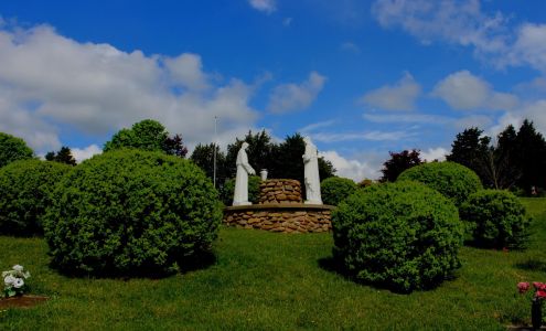 Snyder's Memorial Gardens, Funeral Home