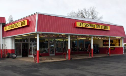 Les Schwab Tire Center