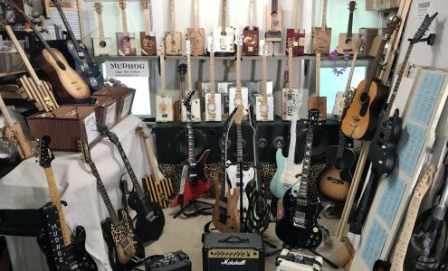 Mad-Rockin' Guitars Monona