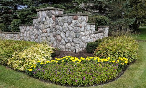 E & B Maintenance Services Inc. 24684 Hathaway St, Farmington Hills Michigan 48335