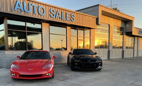 Tanque Verde Motors Detail