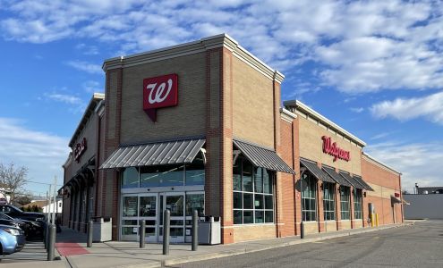 Walgreens Mineola