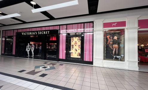 Victoria's Secret & PINK by Victoria's Secret