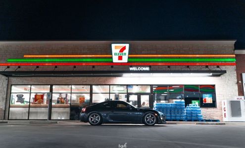 7-Eleven Customer Parking