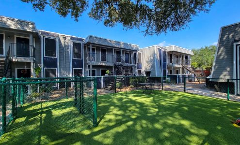 Falls of Maplewood Apartments