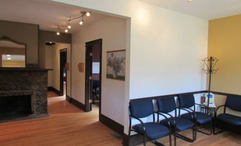 Dr. Sam Rameas DPM FACFAS 455 S Main St, North Syracuse New York 13212