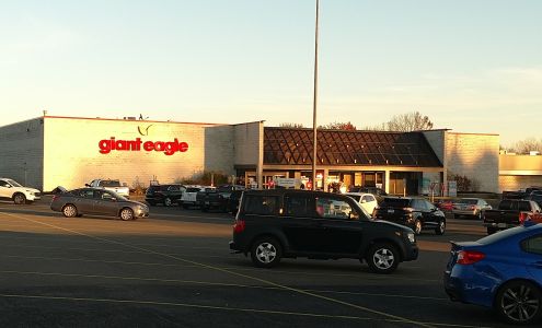 Giant Eagle Supermarket