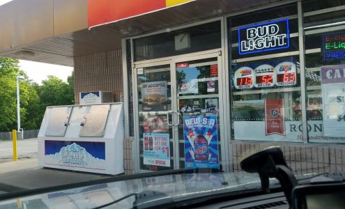 Discount Smokes & Liquors