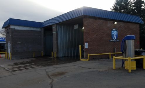 Class 5 Car and Truck Wash Del Norte
