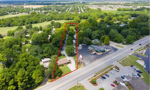 Ozark Canopy RV Park - Farmington Farmington