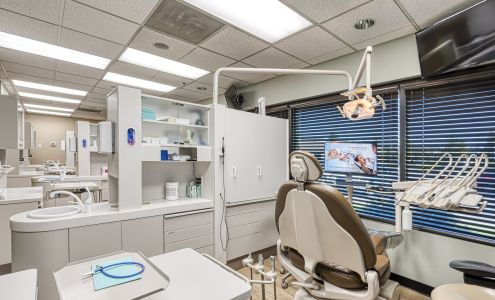 Dr. Jared Bowyer DDS