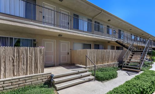 Emerald West Apartments