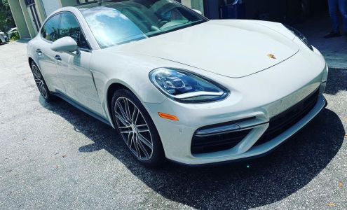 A&R Collision Center