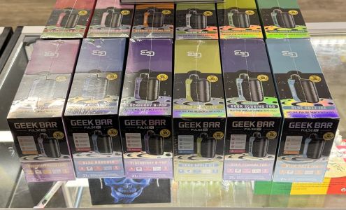 BURN & PUFF SMOKE SHOP