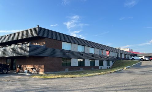 Lively Inn & Suites Lively