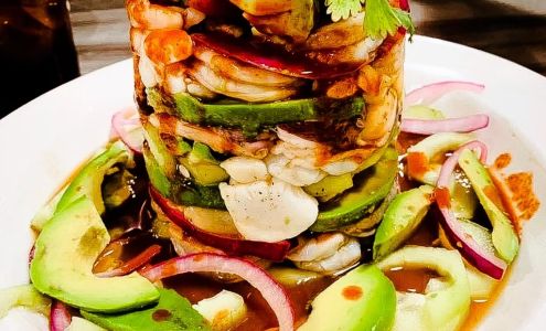 Blanca's Emporium [Venue, Floral, Catering] Clovis