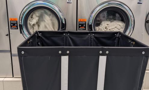 King of Queens Laundromat