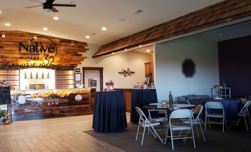Native 32 Winery West Point