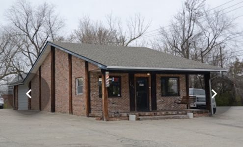 The Barber Shop 975 N Main St, Madisonville Kentucky 42431