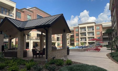 Telfair Lofts Apartments in Sugar Land