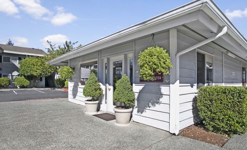 Lake Park Apartment Homes